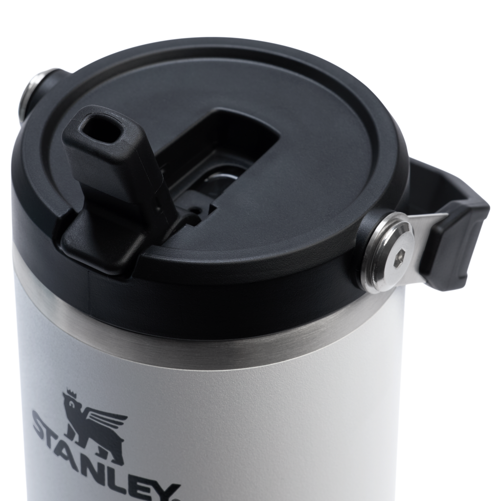 The IceFlow™ Flip Straw Tumbler | 30 OZ U2