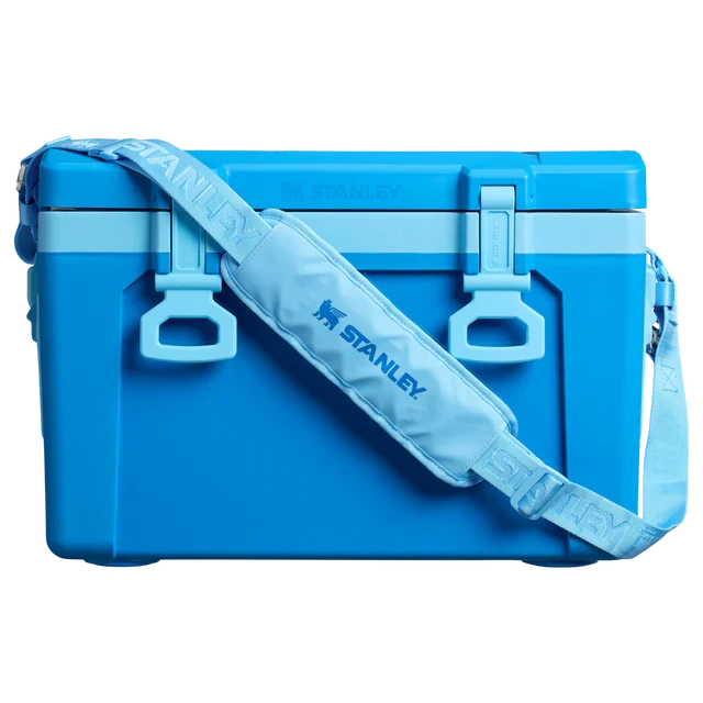 The Easy Carry Outdoor Cooler + Strap | 24 QT P3