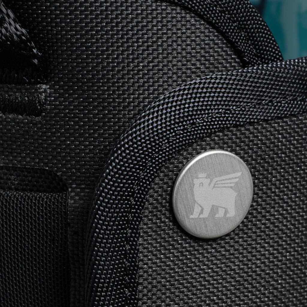 The All Day 30 OZ Quencher Carry-All H8