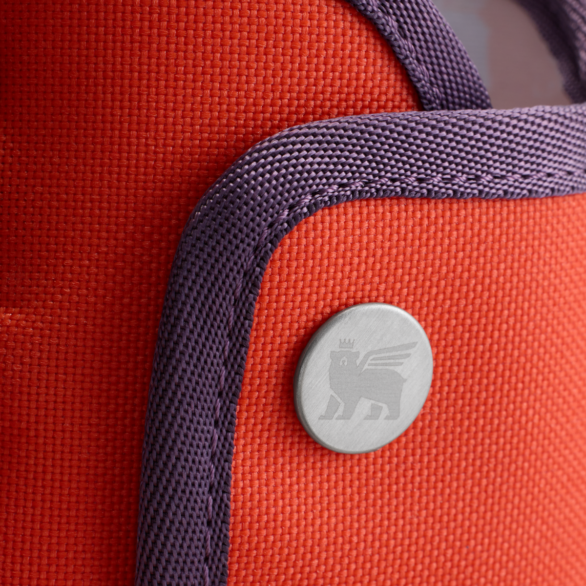The All Day 40 OZ Quencher Carry-All E9