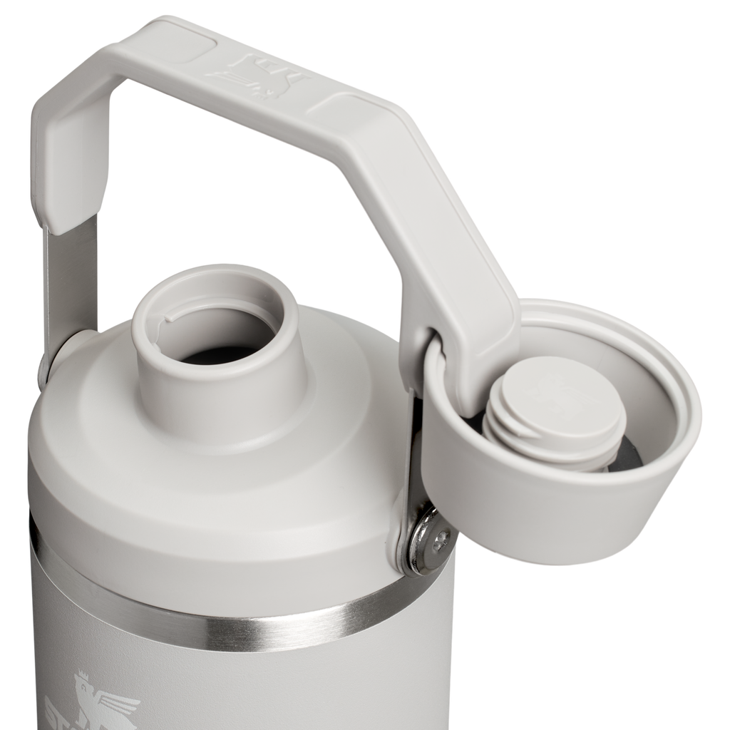The IceFlow™ Tumbler with Fast Flow Lid | 30 OZ Y4
