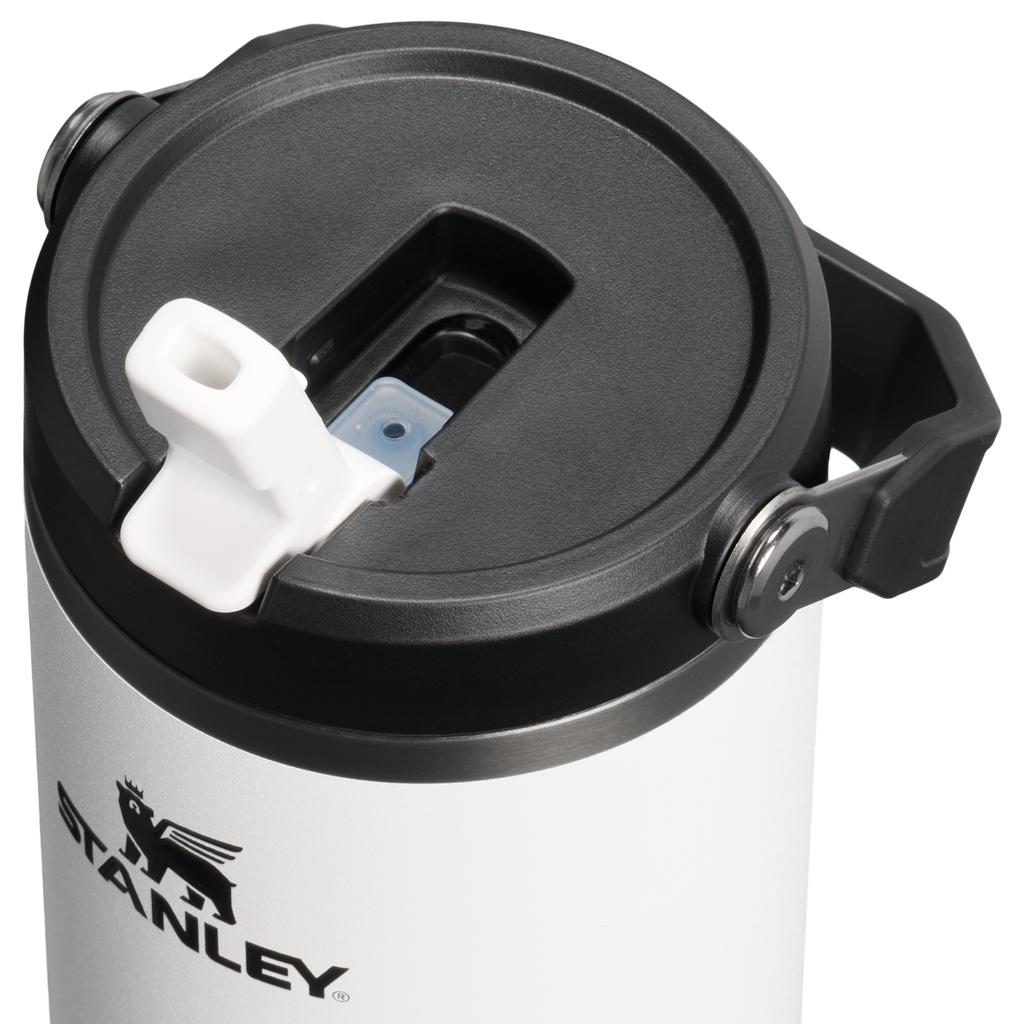 Stanley 1913 x Juventus The IceFlow™ Flip Straw 2.0 Tumbler | 30 OZ Q2