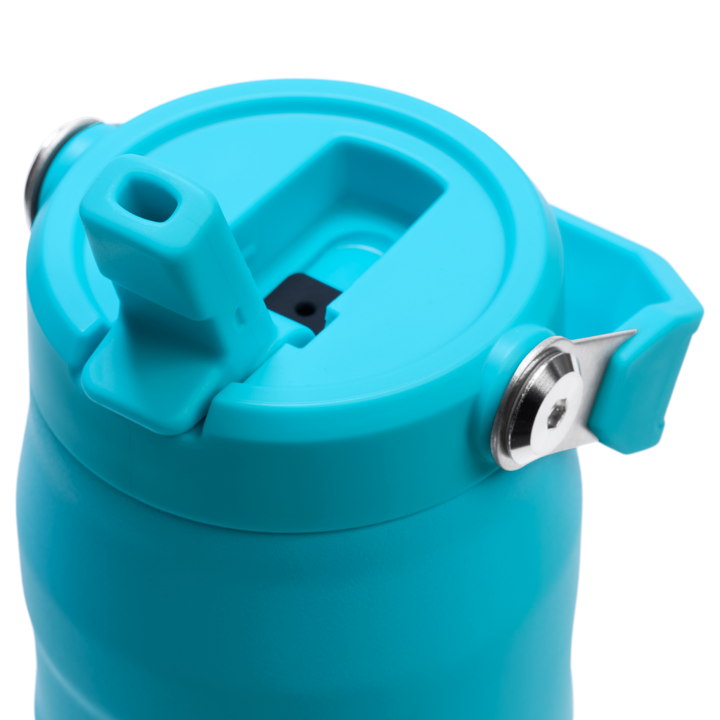 The IceFlow™ Bottle with Flip Straw Lid | 24 OZ - Stanley Create I7
