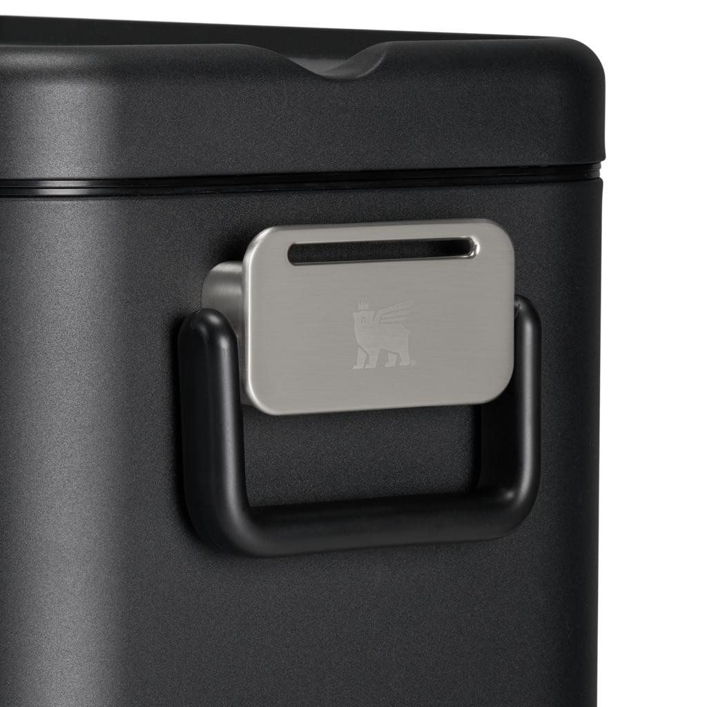 The Lifted Spirits™ Steel Cooler | 26 QT Z0